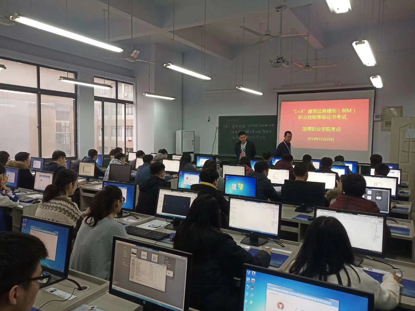 全国统考顺利举行