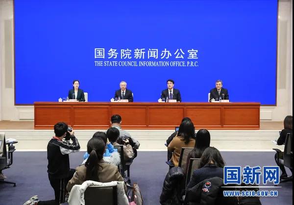 把高层次技能人才培训作为“十四五”重中之重！国新办举行《“十四五”职业技能培训规划》国务院政策例行吹风会