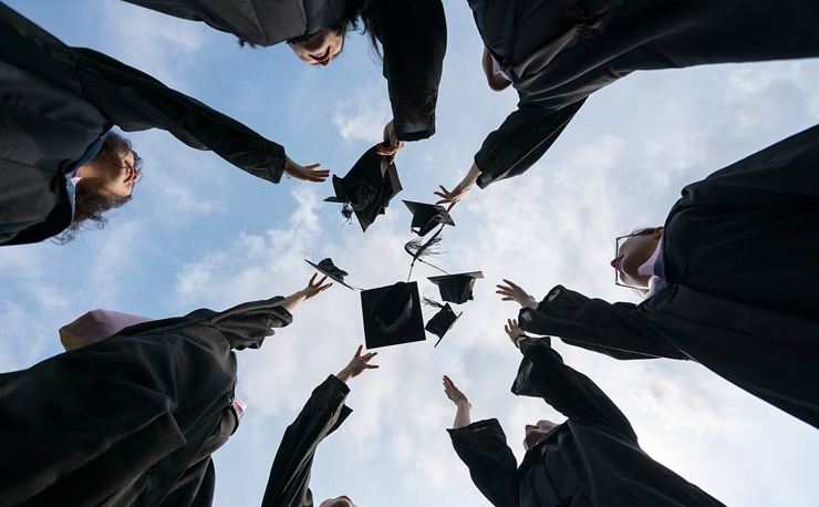 学历障碍破除后，职校生如何跻身更好赛道