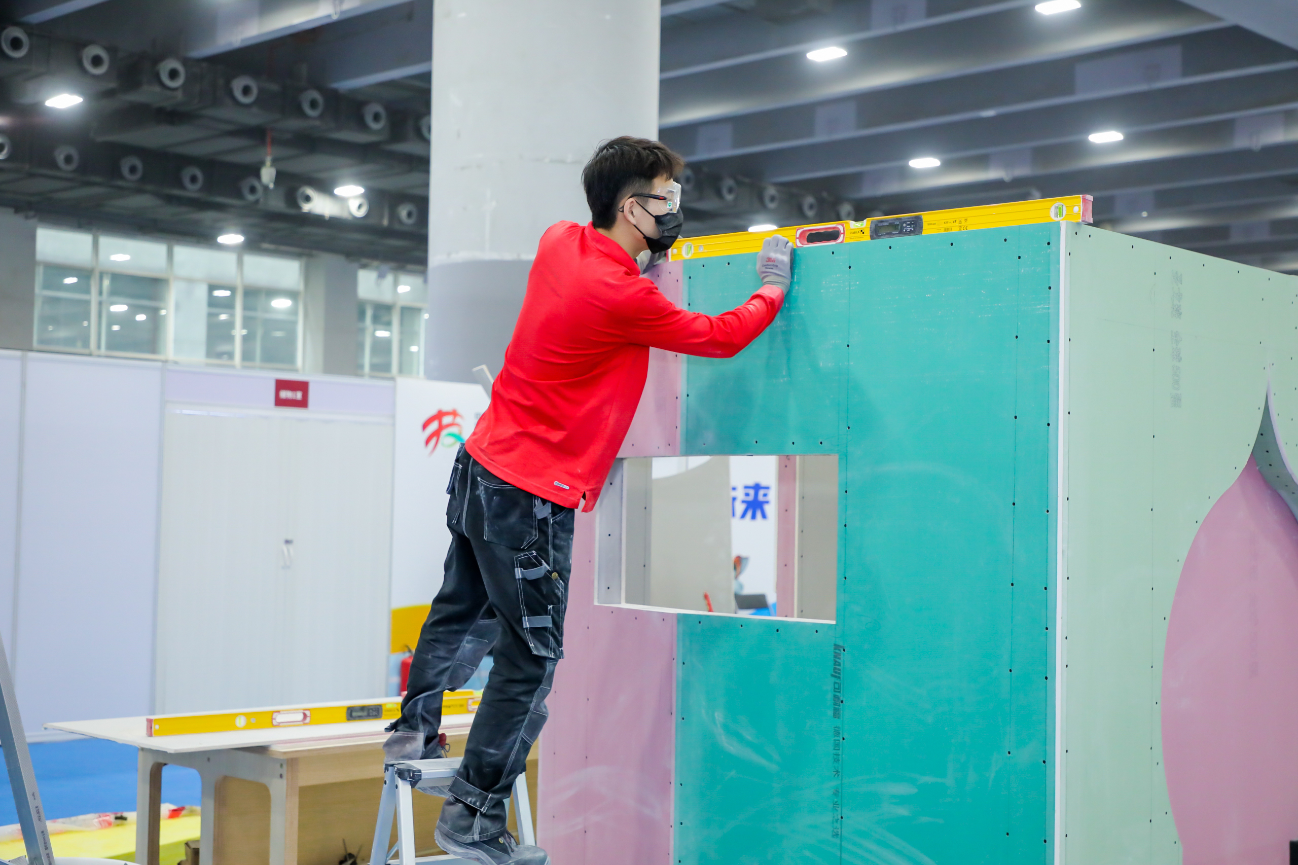 技行天下，能创未来——中华人民共和国第一届职业技能大赛在广州举办(图2)