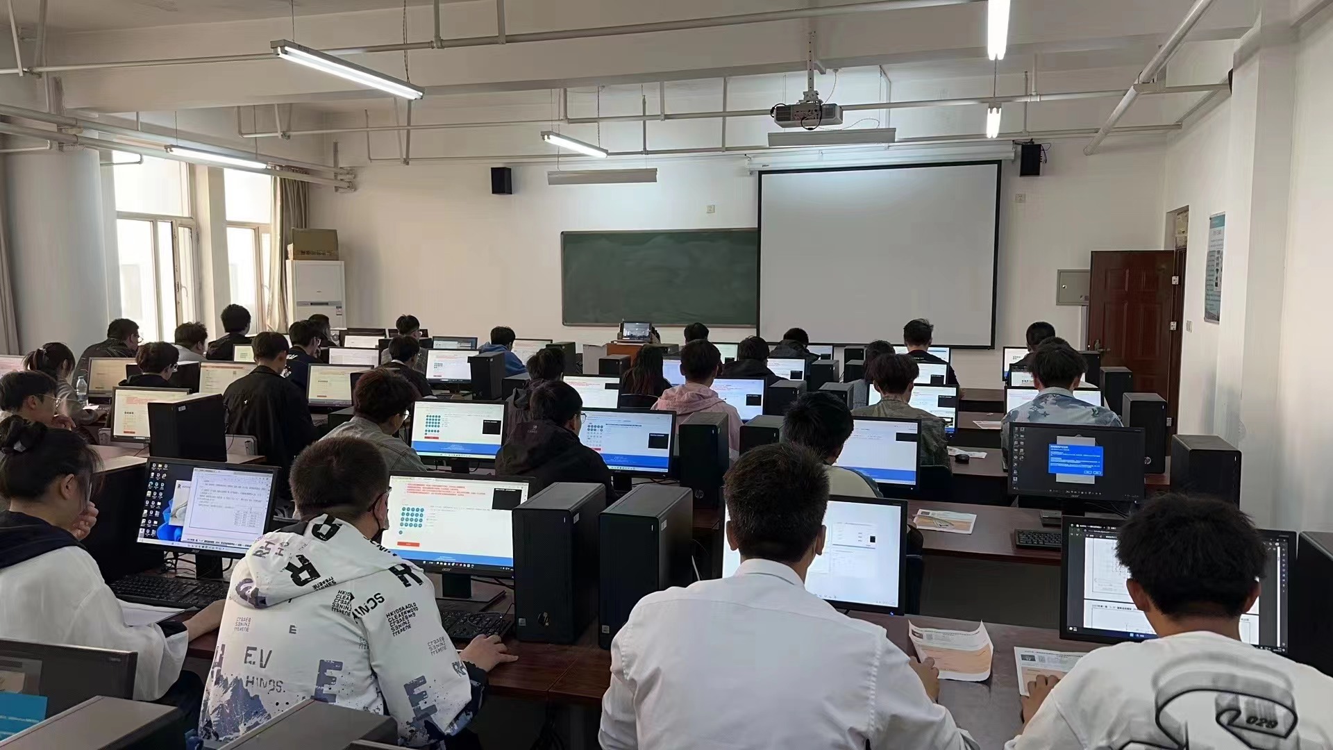 2023年第一期1+X建筑信息模型(BIM)职业技能等级证书考评成功举办(图23)